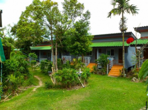 Гостиница Bonus Bungalow  Чалонг 